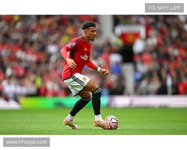 桑乔暖心祝贺博格巴重返赛场：兄弟重聚，未来可期(1)